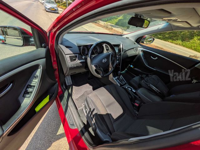 יונדאי i30