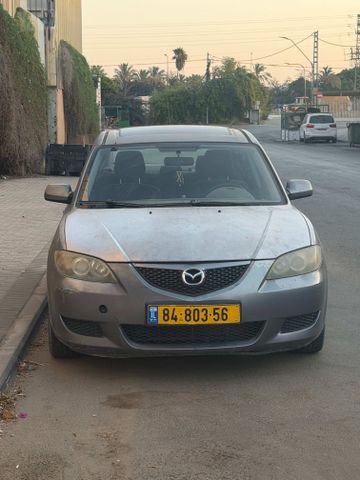 מודעת רכב מאזדה 3