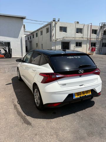 יונדאי i20