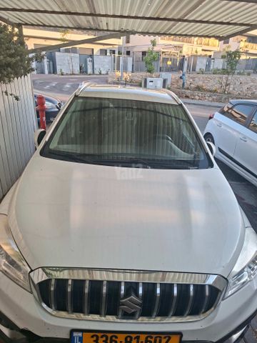 מודעת רכב סוזוקי קרוסאובר