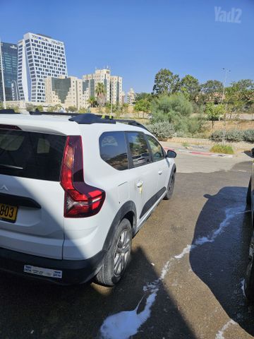 דאצ'יה ג׳וגר