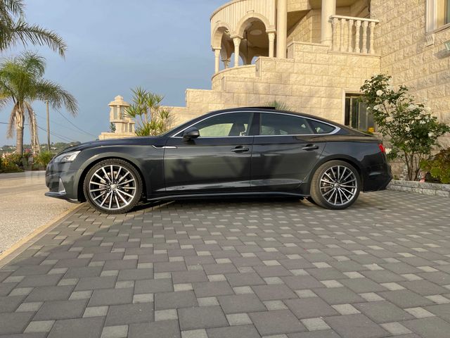 אאודי A5