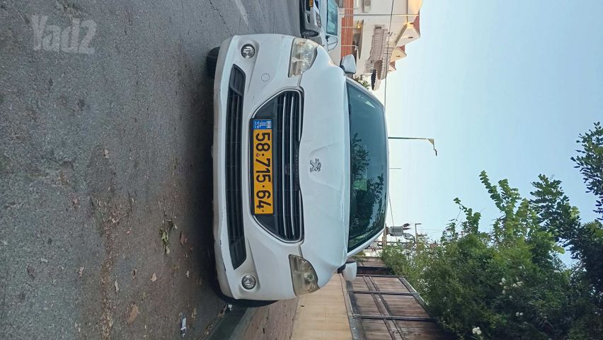 פיג'ו 301