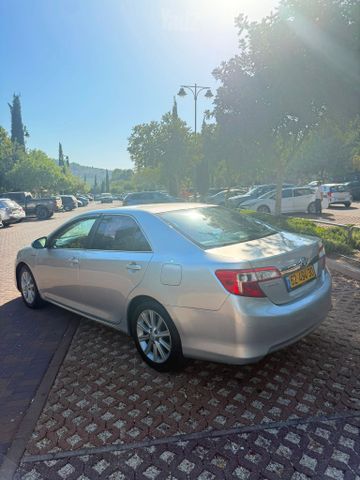 טויוטה קאמרי