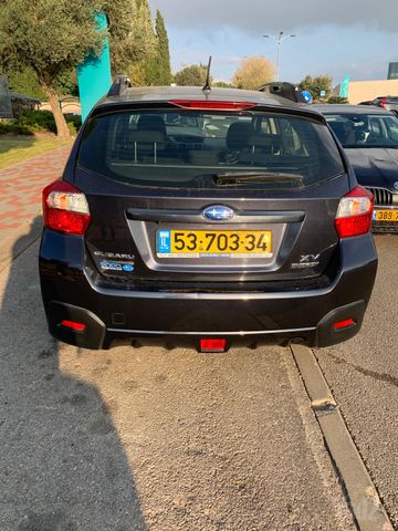מודעת רכב סובארו XV