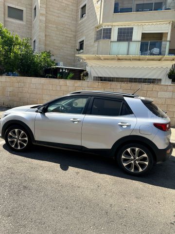 מודעת רכב קיה סטוניק