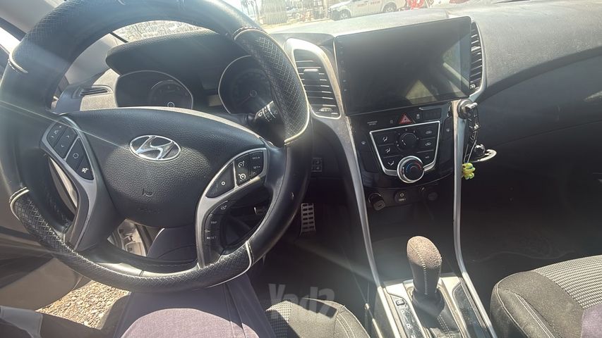 יונדאי i30