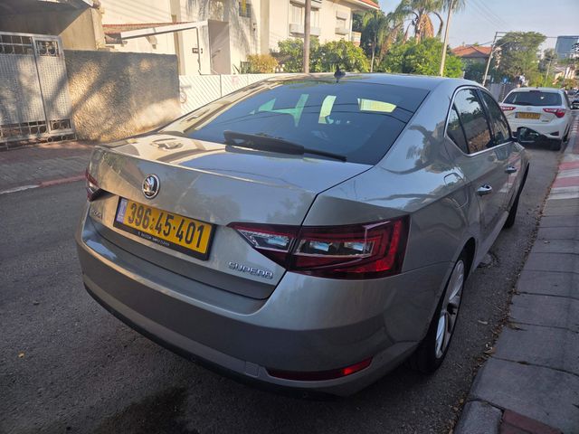 סקודה סופרב