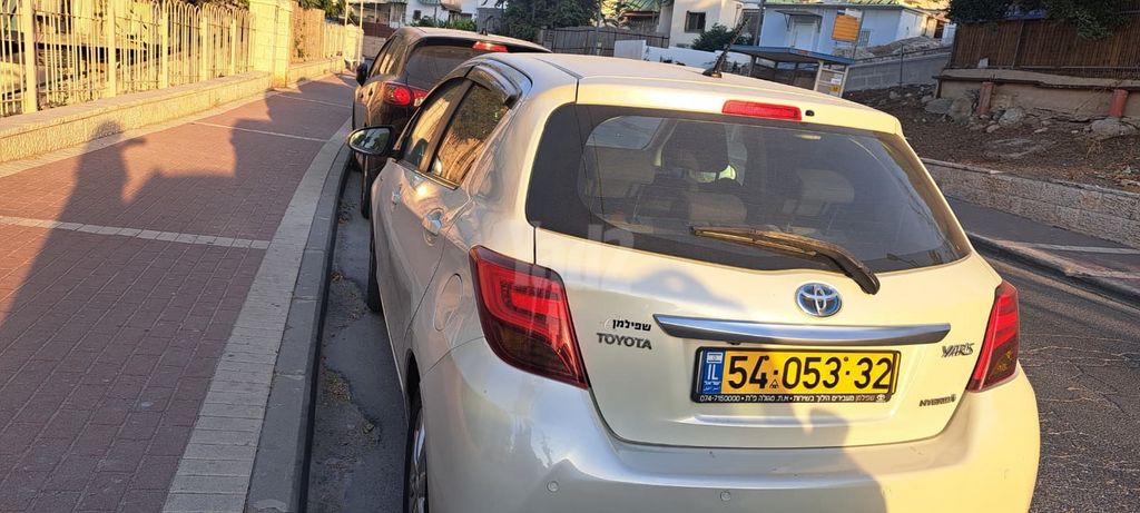 טויוטה יאריס