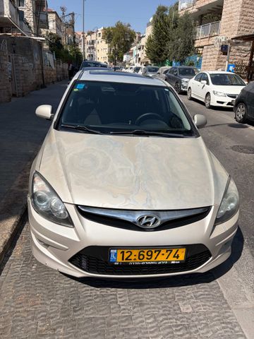 יונדאי i30
