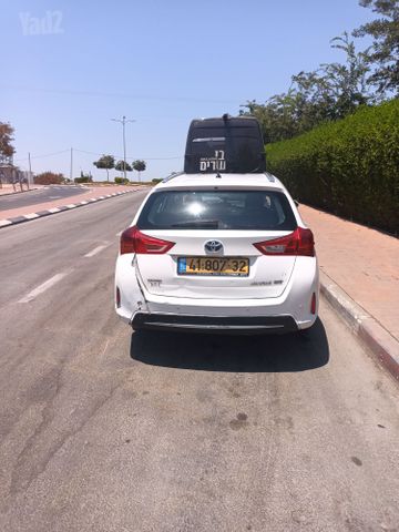 טויוטה אוריס