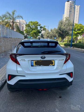 טויוטה C-HR