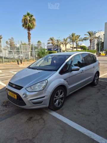 מודעת רכב פורד S-מקס