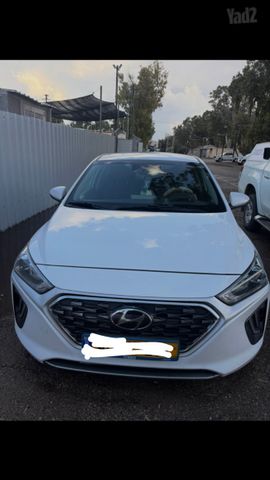 יונדאי איוניק
