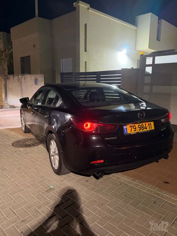 מאזדה 6