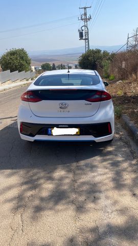 יונדאי איוניק
