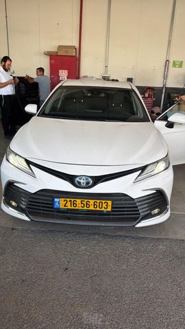 מודעת רכב טויוטה קאמרי