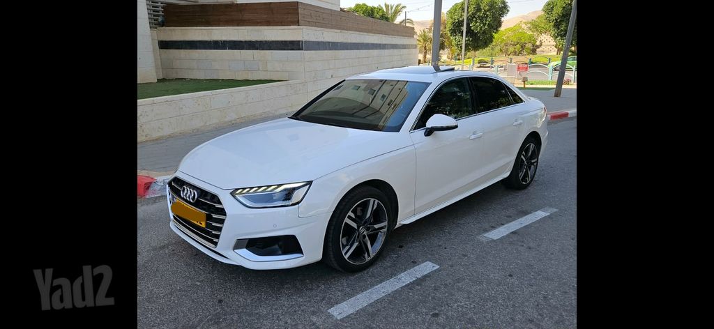 אאודי A4