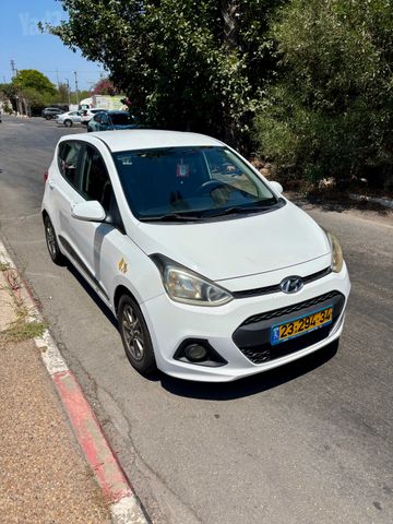 יונדאי i10