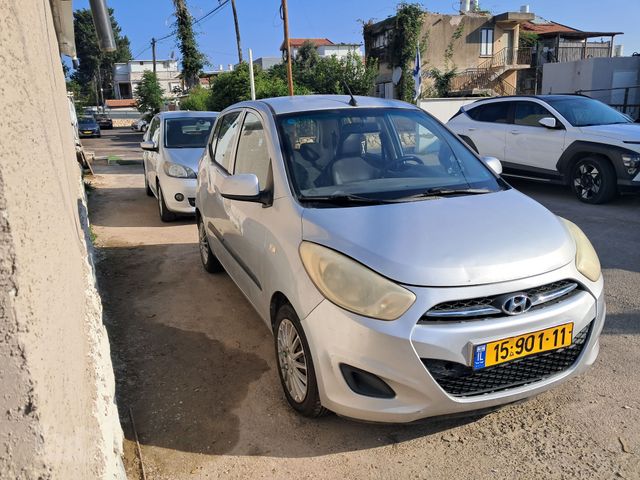 יונדאי i10
