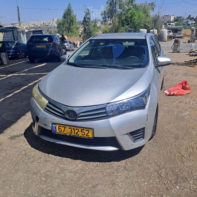 מודעת רכב טויוטה קורולה