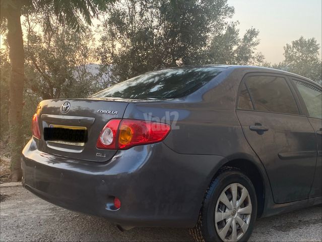 טויוטה קורולה