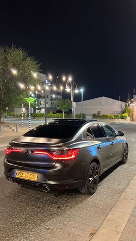 רנו מגאן