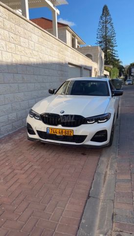 מודעת רכב ב מ וו סדרה 3
