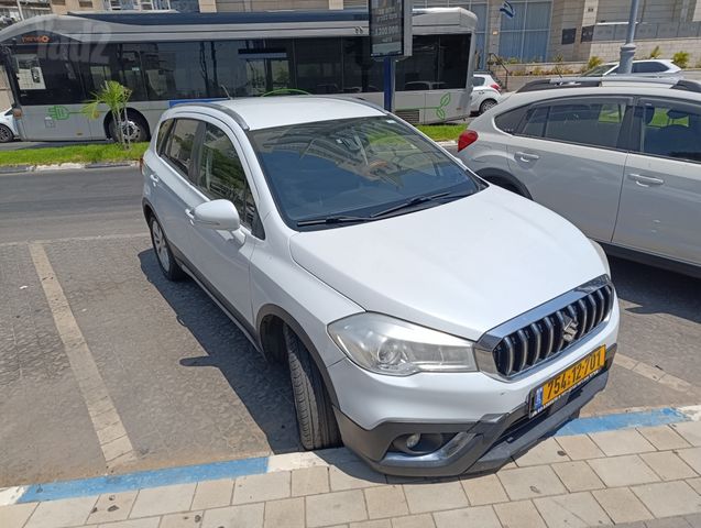סוזוקי קרוסאובר