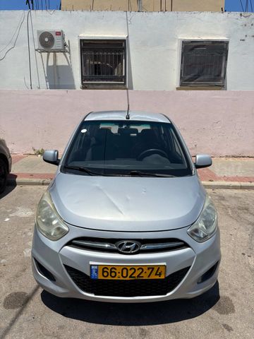 יונדאי i10