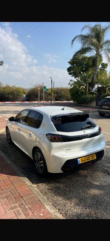 מודעת רכב פיג'ו 208