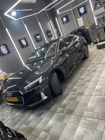 אאודי A5