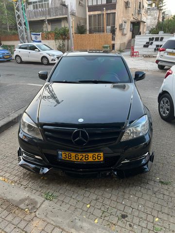 מרצדס-בנץ C-class
