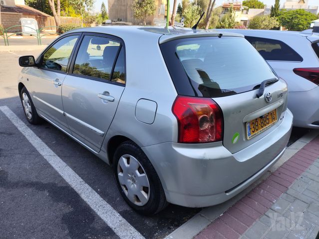 טויוטה קורולה
