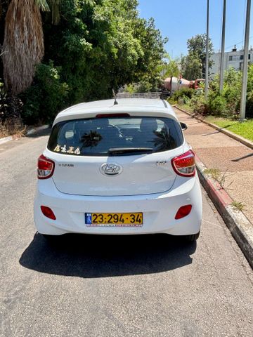 יונדאי i10