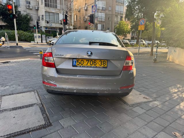 סקודה אוקטביה