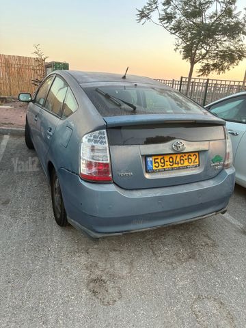 מודעת רכב טויוטה פריוס