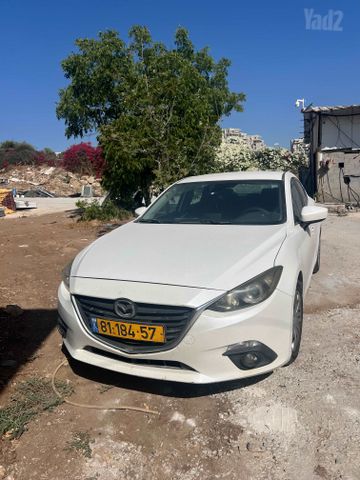 מאזדה 3