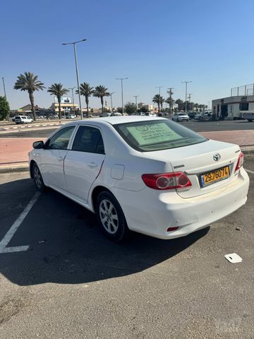 טויוטה קורולה