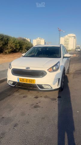 קיה נירו