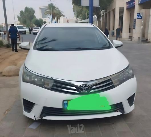 מודעת רכב טויוטה קורולה