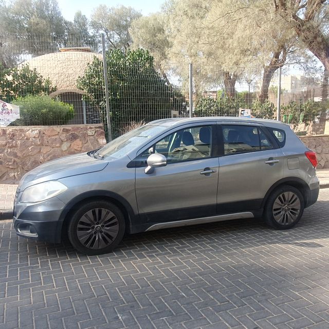 מודעת רכב סוזוקי קרוסאובר
