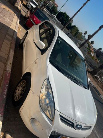 יונדאי i20