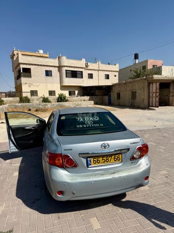 מודעת רכב טויוטה קורולה