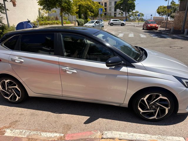 יונדאי i20