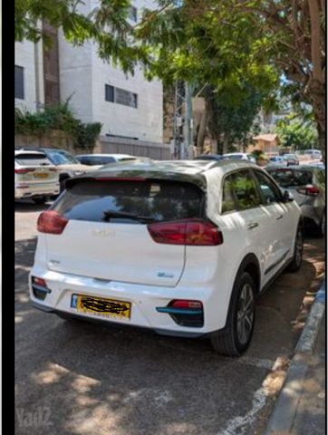 קיה נירו