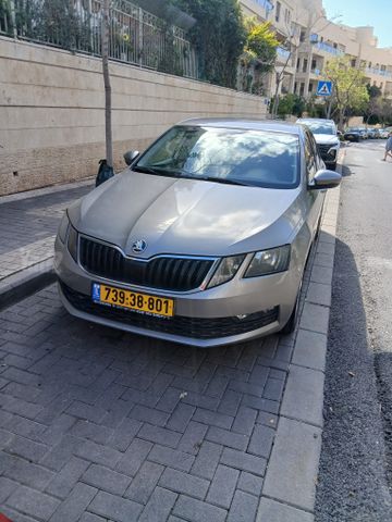 סקודה אוקטביה