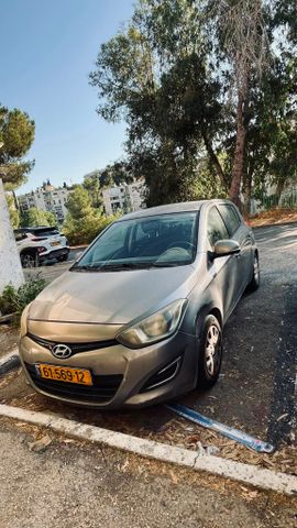 יונדאי i20