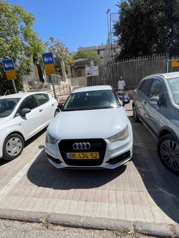 אאודי A1