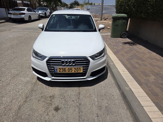 אאודי A1